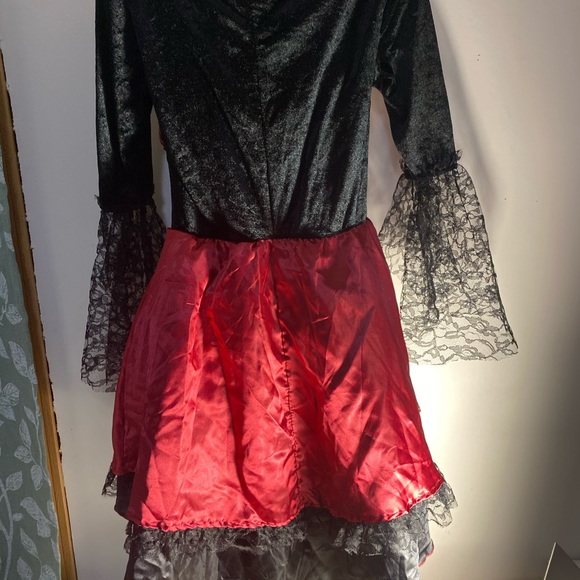 Gothic Vampire/Witch Corset Dress - Picture 2 of 3